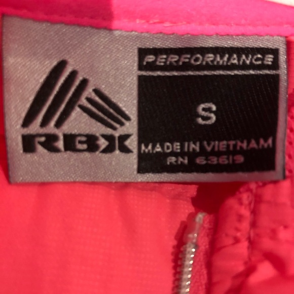 Reebok performance Pink small vest - Picture 14 of 14